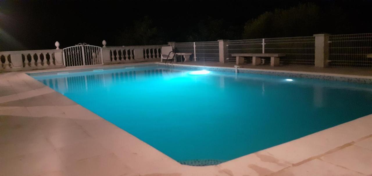 Вилла Maisonnette Au Pied De La Garrigue Bernis Экстерьер фото